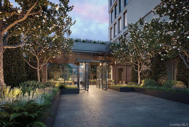 21-21 31st Street 4J, Astoria, NY 11105