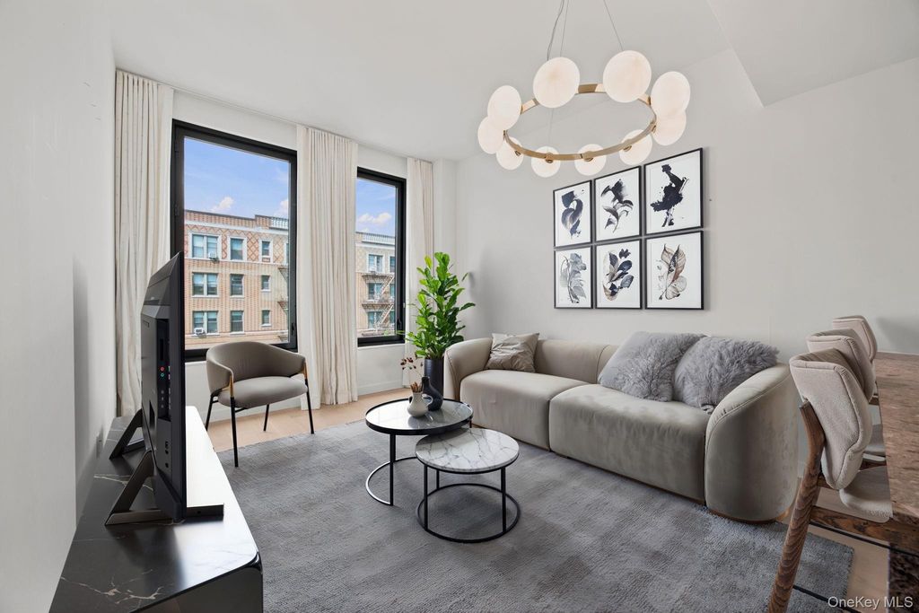 21-21 31st Street 4J, Astoria, NY 11105 — exterior