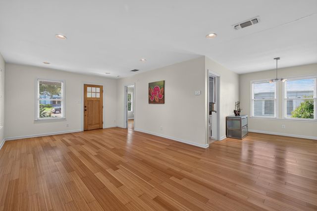 4616 Sinclair Ave, Austin, TX 78756