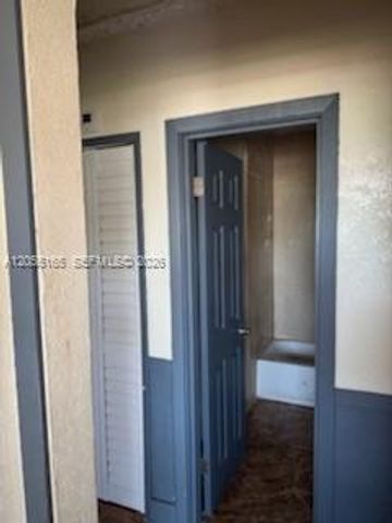 970 NE 133rd St 972, North Miami, FL 33161