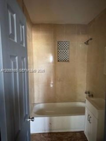 970 NE 133rd St 972, North Miami, FL 33161