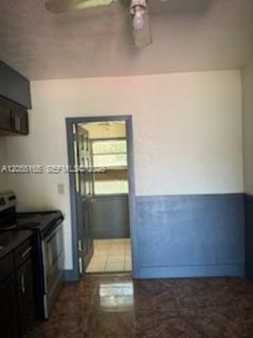 970 NE 133rd St 972, North Miami, FL 33161