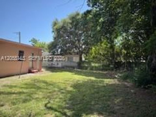 970 NE 133rd St 972, North Miami, FL 33161