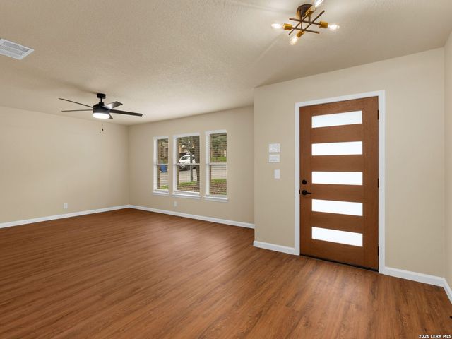10802 Winter Creek, San Antonio, TX 78254