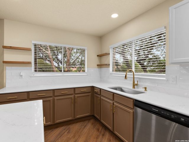 10802 Winter Creek, San Antonio, TX 78254