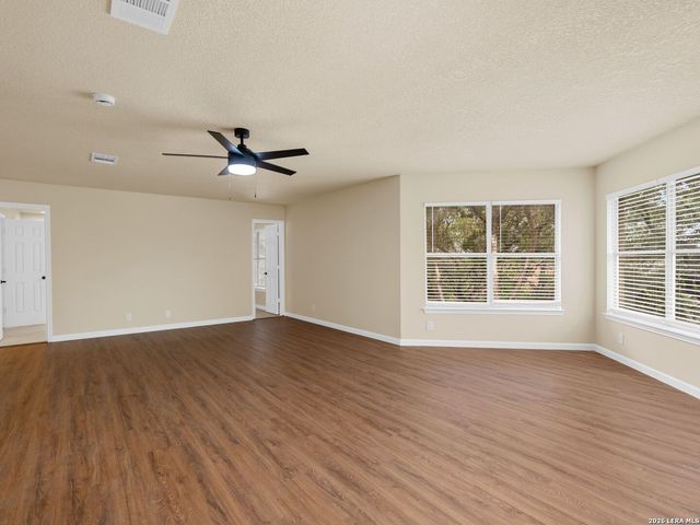 10802 Winter Creek, San Antonio, TX 78254