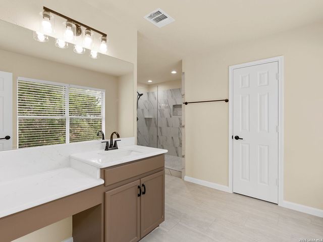 10802 Winter Creek, San Antonio, TX 78254