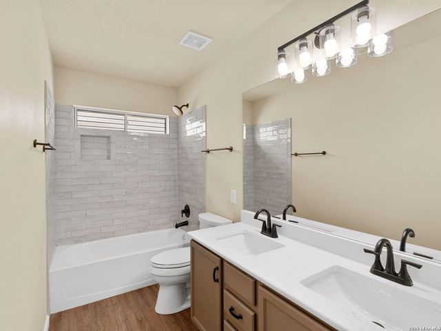 10802 Winter Creek, San Antonio, TX 78254