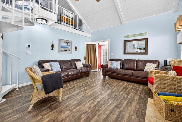 26 CAMBRIA STREET, Clearwater Beach, FL 33767