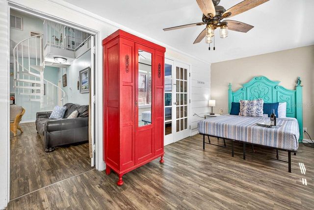 26 CAMBRIA STREET, Clearwater Beach, FL 33767