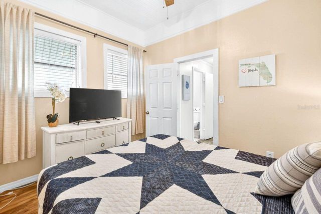 26 CAMBRIA STREET, Clearwater Beach, FL 33767