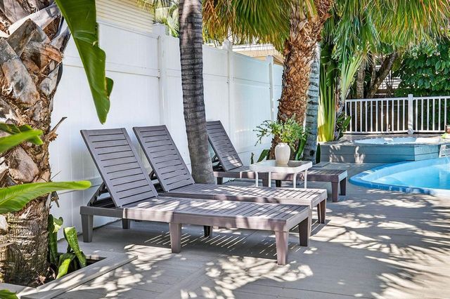 26 CAMBRIA STREET, Clearwater Beach, FL 33767