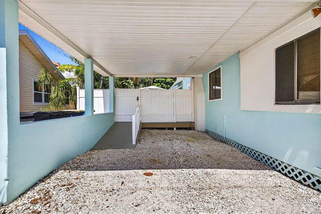 26 CAMBRIA STREET, Clearwater Beach, FL 33767