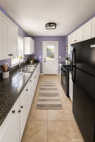800 N Hobart, Los Angeles, CA 90029