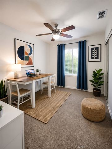 800 N Hobart, Los Angeles, CA 90029