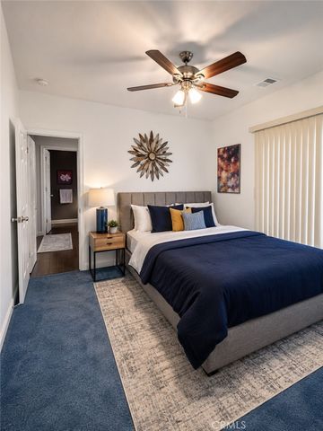 800 N Hobart, Los Angeles, CA 90029