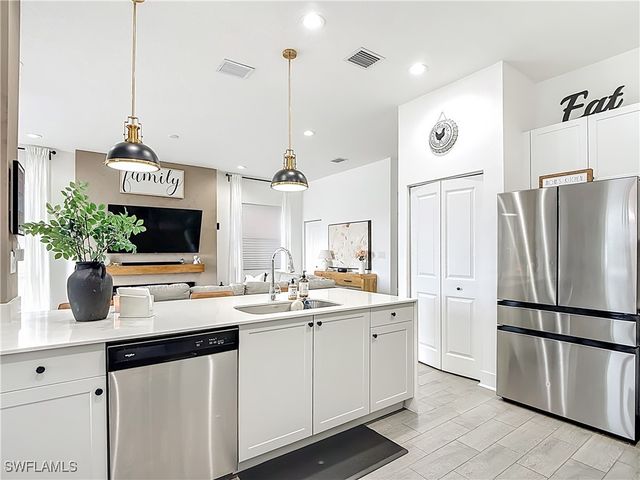 5502 Cassidy LN, Ave Maria, FL 34142