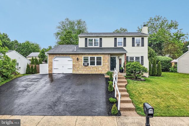 226 PARKRIDGE DR, Perkasie, PA 18944