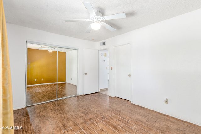 1041 E WICKIEUP Lane, Phoenix, AZ 85024