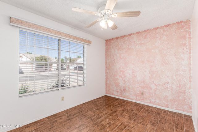 1041 E WICKIEUP Lane, Phoenix, AZ 85024