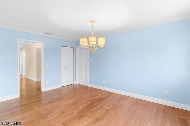 1036 Lake Shore CT, Naples, FL 34103