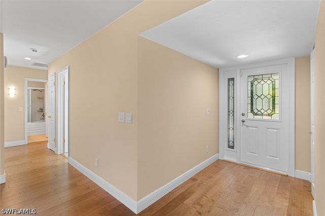 1036 Lake Shore CT, Naples, FL 34103