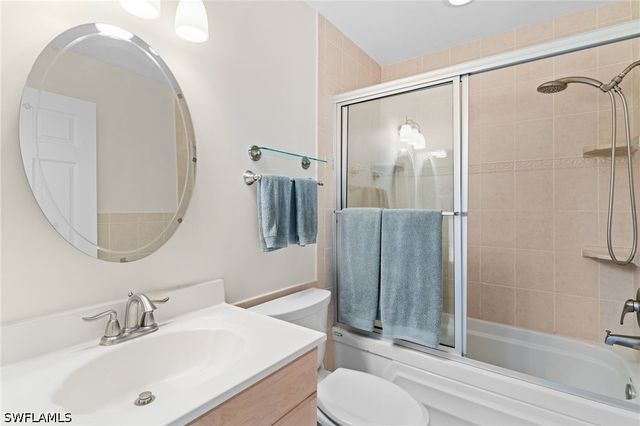 1036 Lake Shore CT, Naples, FL 34103