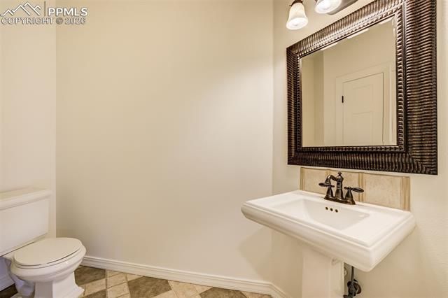 2285 Angelbluff Court, Colorado Springs, CO 80919