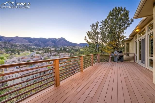 2285 Angelbluff Court, Colorado Springs, CO 80919