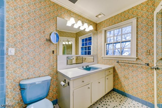 15 Overlook Rd, Caldwell Boro Twp., NJ 07006