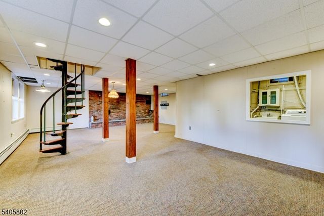 15 Overlook Rd, Caldwell Boro Twp., NJ 07006