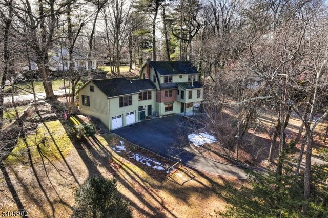 15 Overlook Rd, Caldwell Boro Twp., NJ 07006