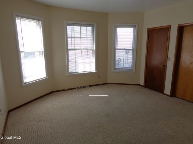2259 Hamburg Street, Schenectady, NY 12303