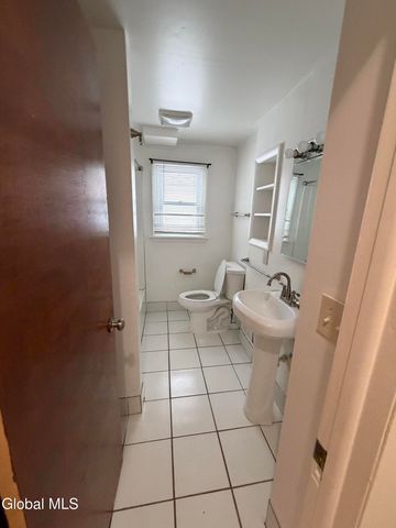 2259 Hamburg Street, Schenectady, NY 12303