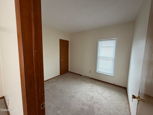 2259 Hamburg Street, Schenectady, NY 12303