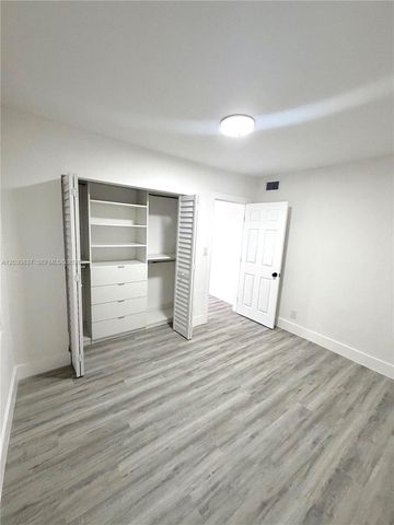 15545 Leisure Dr, Homestead, FL 33033