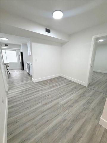 15545 Leisure Dr, Homestead, FL 33033