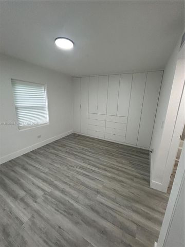 15545 Leisure Dr, Homestead, FL 33033