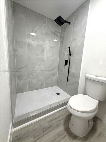 15545 Leisure Dr, Homestead, FL 33033
