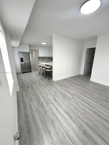 15545 Leisure Dr, Homestead, FL 33033