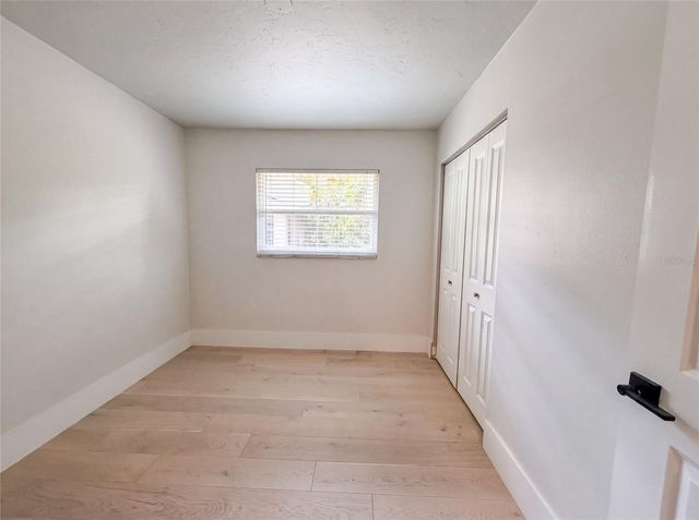 8028 CONSERVATORY CIRCLE, Sarasota, FL 34243
