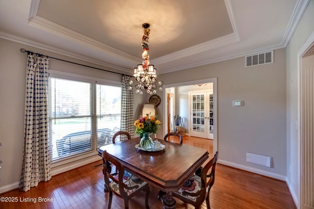 279 Persimmon Ridge Dr, Louisville, KY 40245