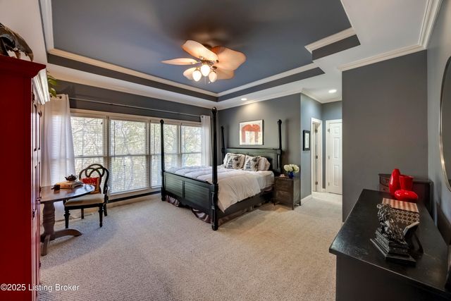 279 Persimmon Ridge Dr, Louisville, KY 40245