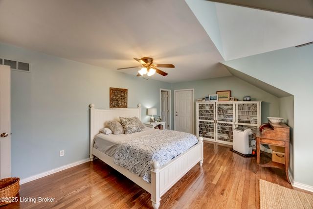 279 Persimmon Ridge Dr, Louisville, KY 40245