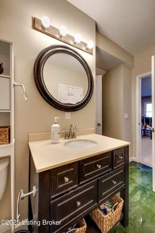 279 Persimmon Ridge Dr, Louisville, KY 40245