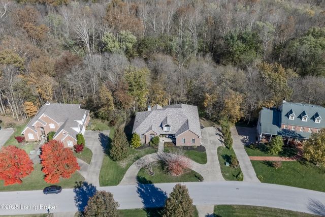 279 Persimmon Ridge Dr, Louisville, KY 40245