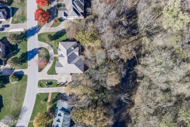 279 Persimmon Ridge Dr, Louisville, KY 40245