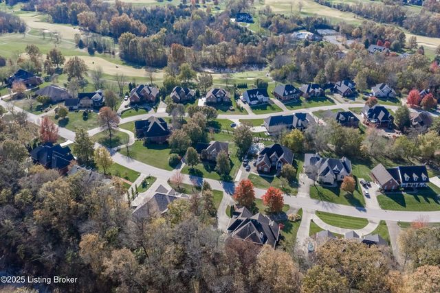 279 Persimmon Ridge Dr, Louisville, KY 40245