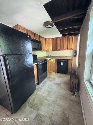 460 Netherwood Drive, Keyport, NJ 07735