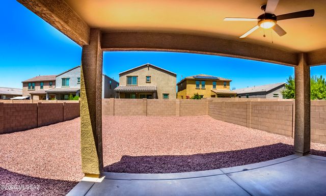 10674 W Hayward Drive, Marana, AZ 85653